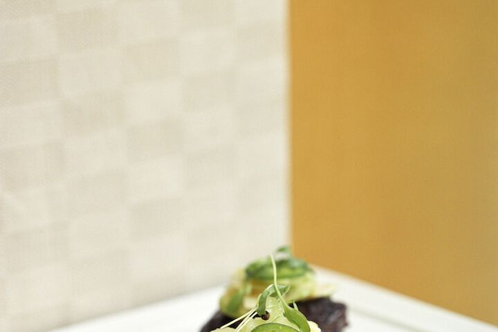 Dining 40 of 79