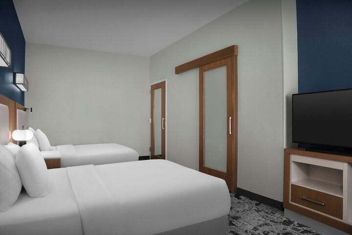 Room 19 of 43