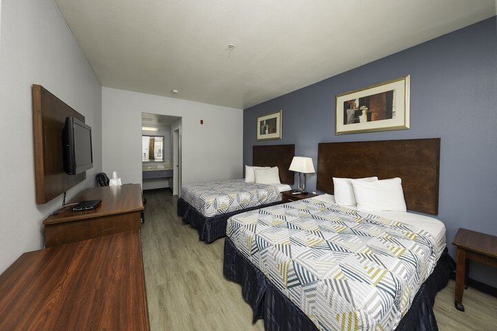 Room 21 of 25