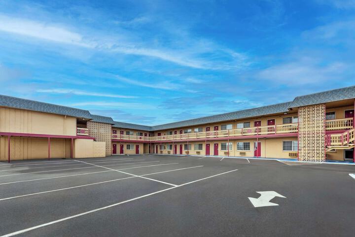 Econo Lodge Fallon Naval Air Station Area