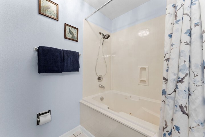 Room 20 of 32