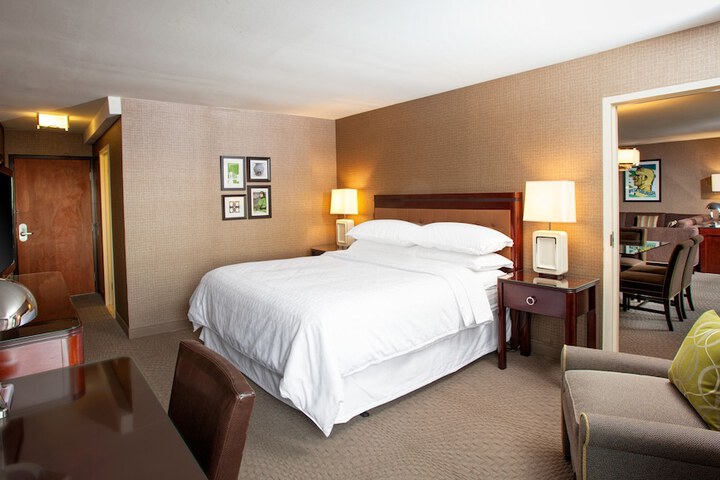 Room 15 of 35