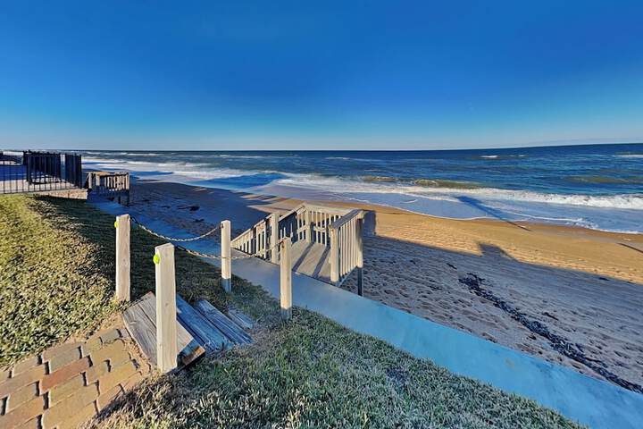 Ocean Shore by Distinctive Beach Rentals