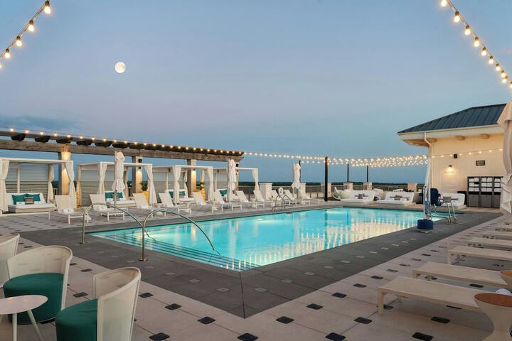 Hotel Effie Sandestin Autograph Collection
