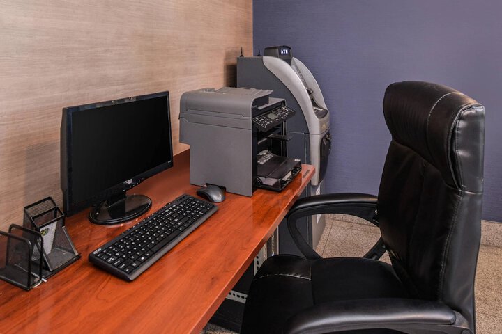 Quality Inn & Suites Montebello - Los Angeles