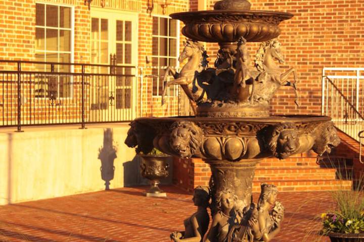 Chateau Saint Denis Hotel