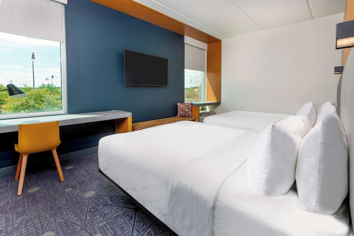 Room 18 of 39