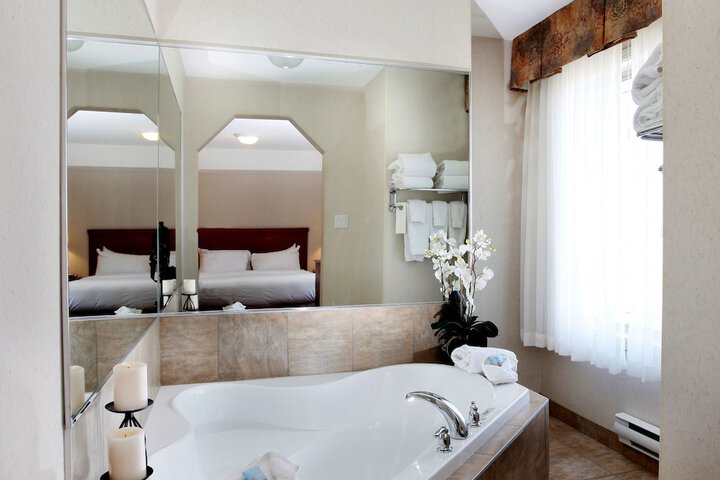 Pomeroy Inn & Suites Hotel Dawson Creek