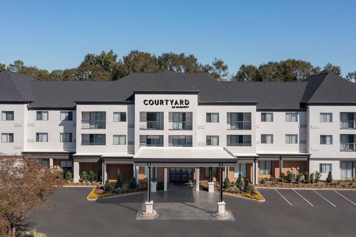 Hotel 2 of 32