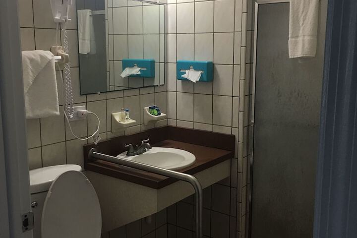 Room 54 of 110