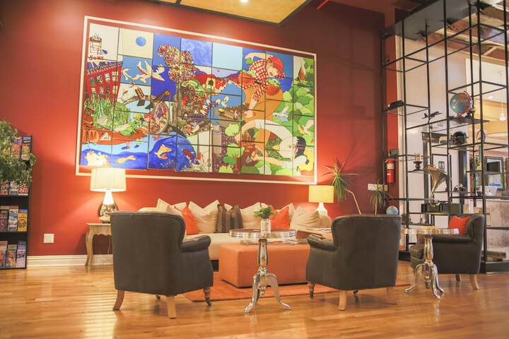 Hotel Interior 16 of 114