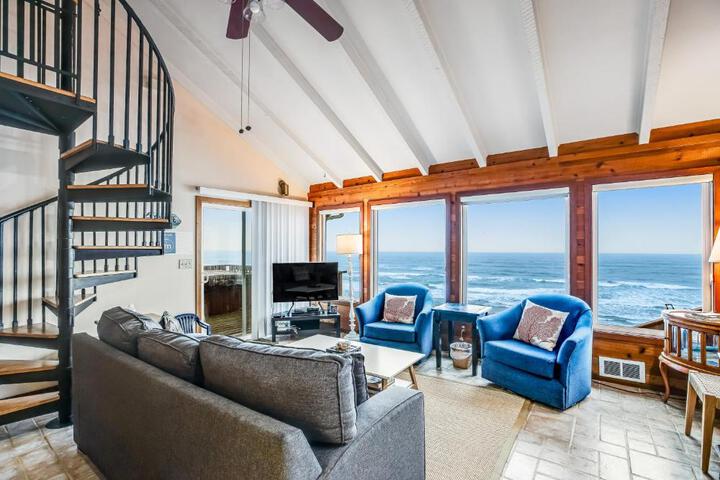 Blue Sea Oceanfront Cottage