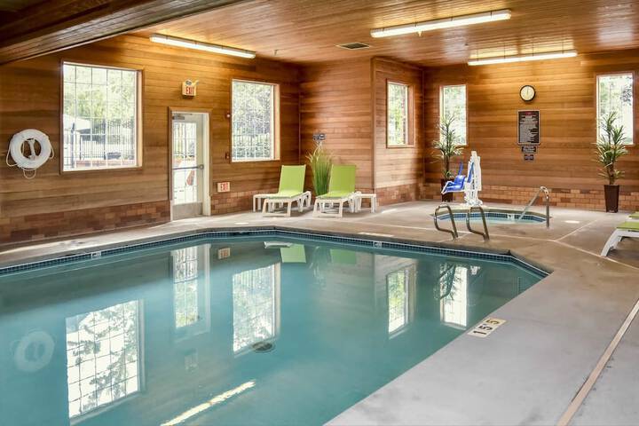 Comfort Suites Linn County