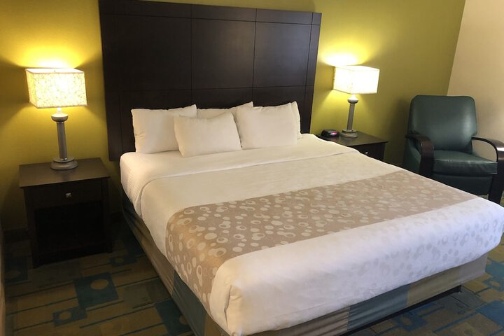 Room 15 of 30