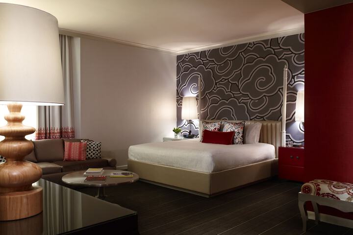 Room 23 of 60