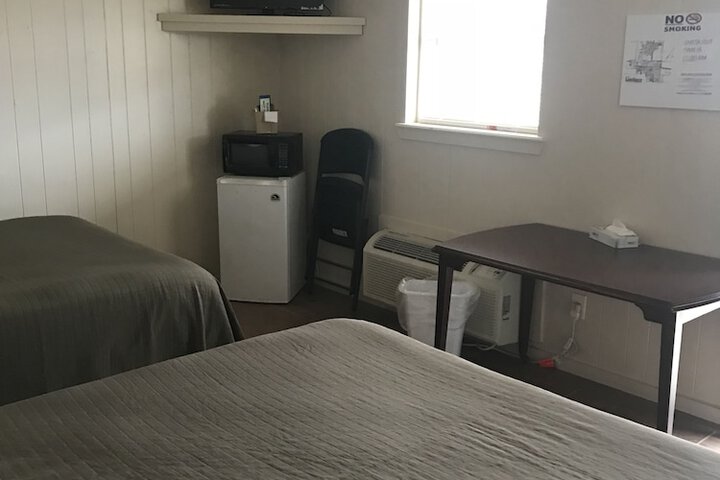 Room 16 of 22