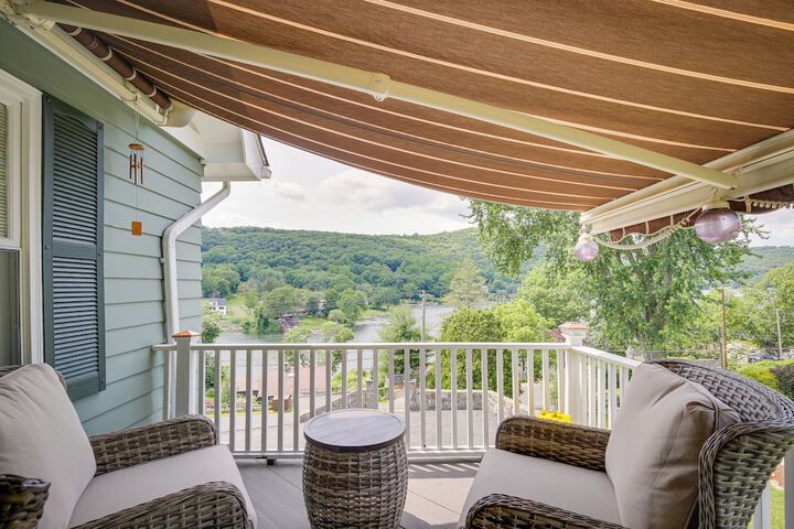 New Fairfield Vacation Rental w / Lake Views!