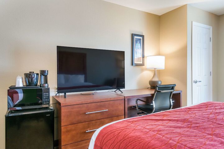 Room 26 of 42