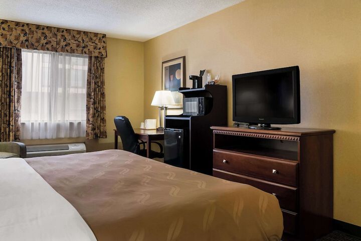 Room 18 of 35