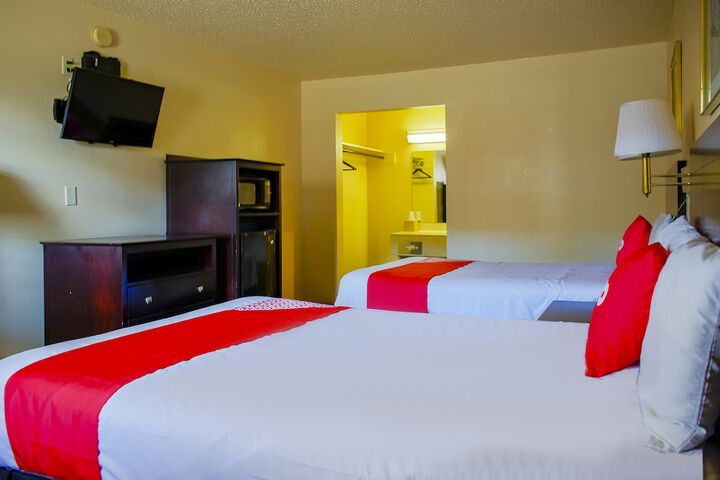 Room 28 of 28