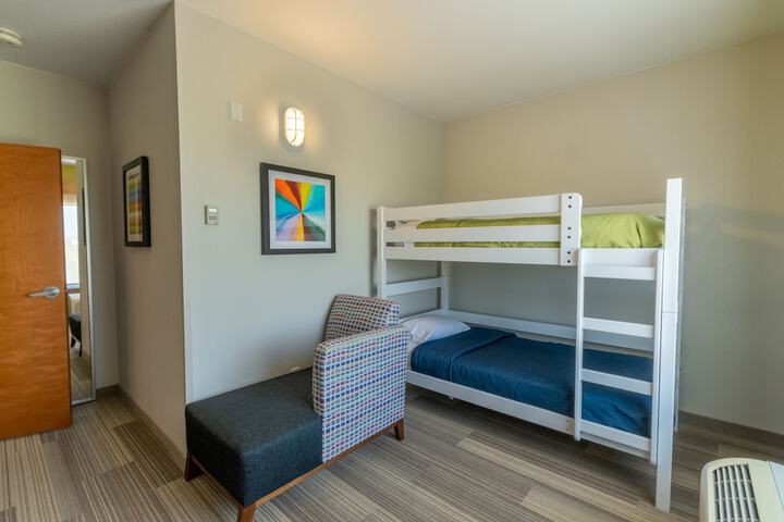 Room 22 of 49