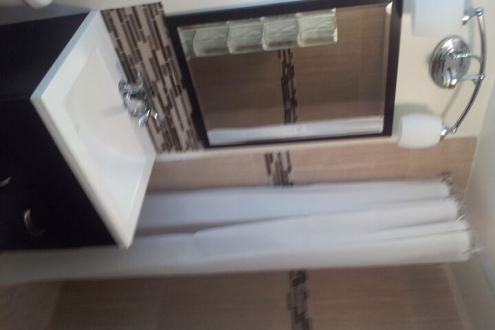Room 33 of 39