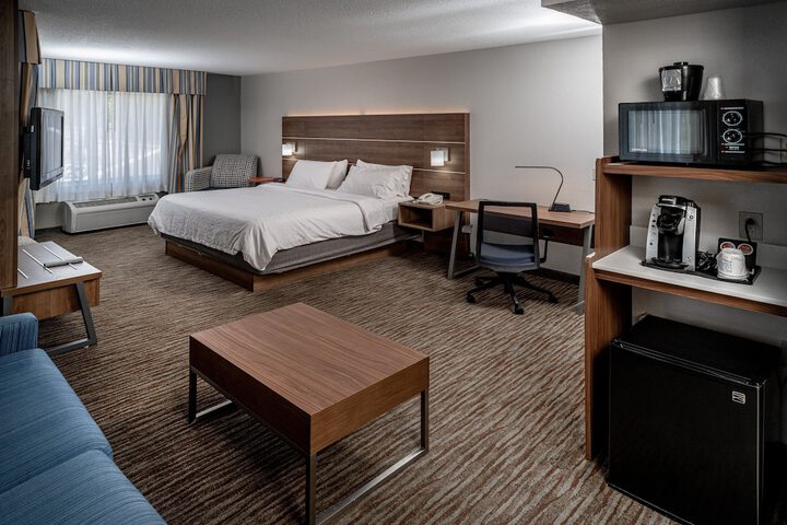 Holiday Inn Express Hotel & Suites Pikeville by IHG