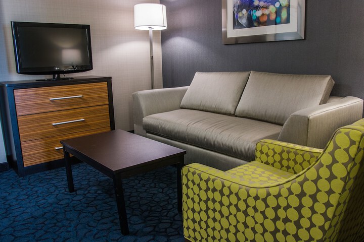 Holiday Inn Express & Suites Jackson by IHG