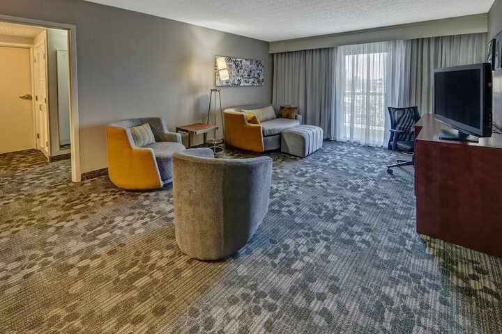 Room 15 of 35