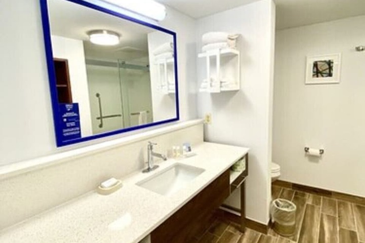 Hampton Inn McHenry