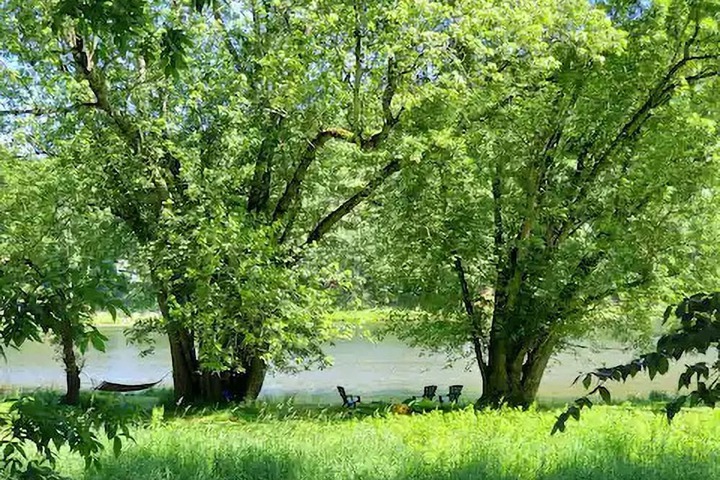 Pocono Dog-Friendly Home on River