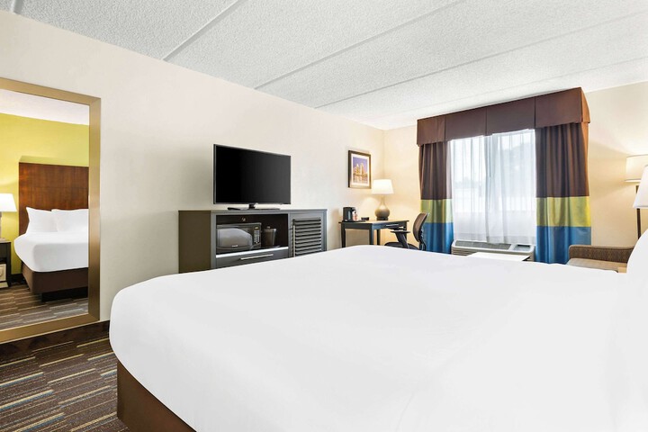 Room 35 of 45