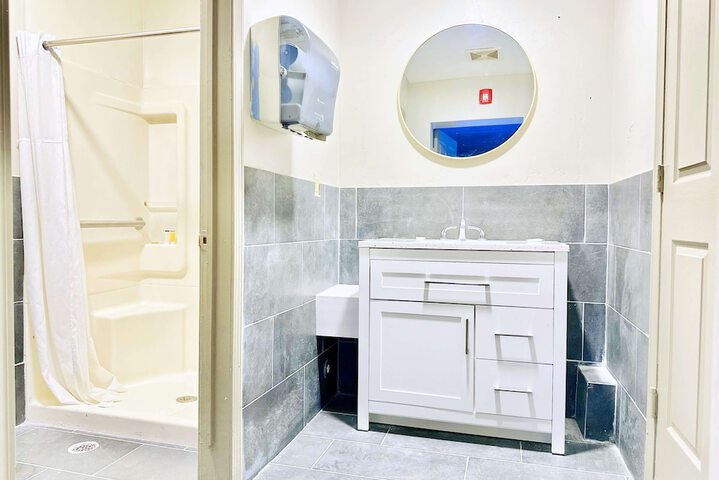 Days Inn by Wyndham Rutland / Killington Area