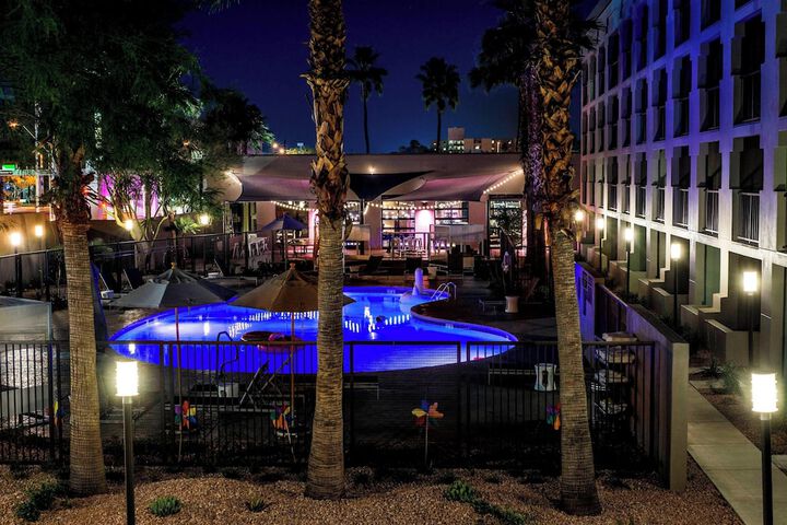 MOXY Phoenix Tempe / ASU Area