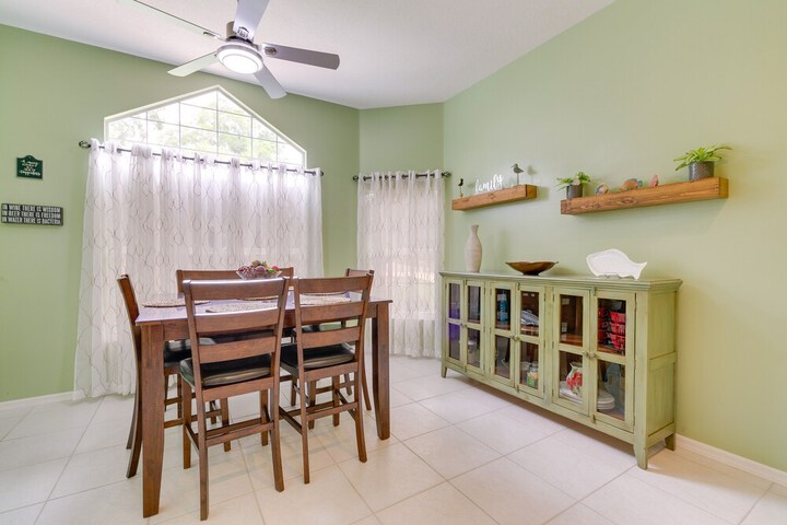 Sunny Home w / Pool & Lanai - Near Rainbow River!