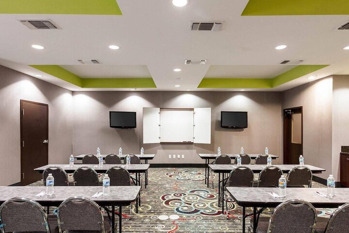 Comfort Suites Greenville