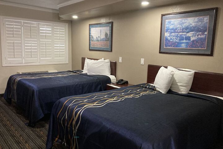 Room 21 of 29
