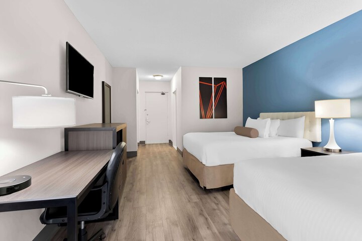 Room 26 of 45