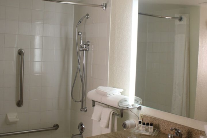 Wyndham Flint MI / Grand Blanc/Bishop Airport/Conference Ct