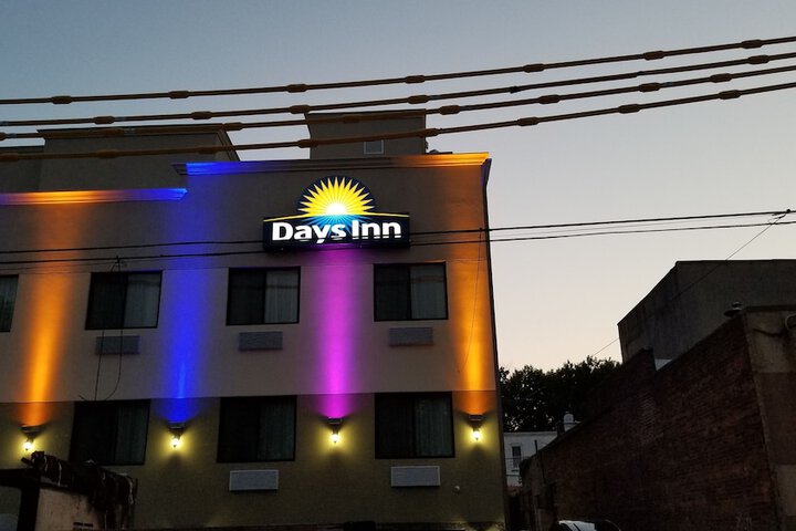 Hotel 2 of 21