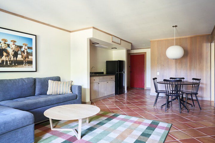 Stagecoach Inn