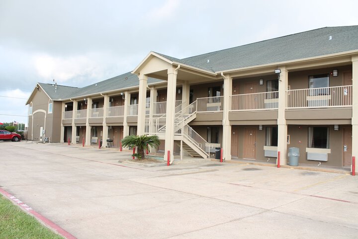 Hotel 8 of 120