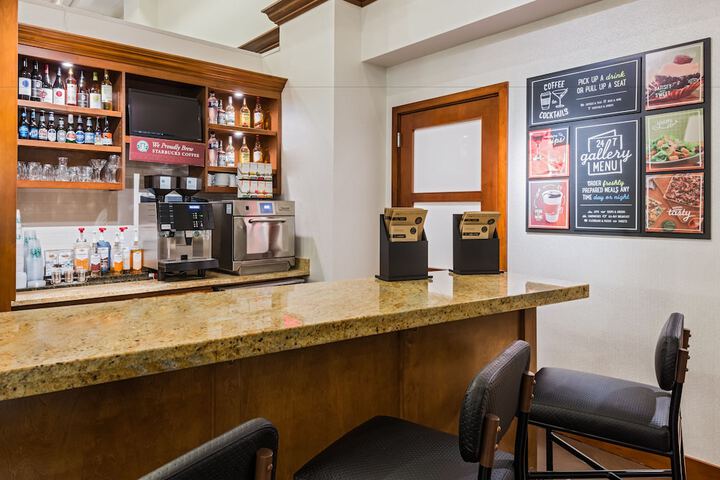 Hyatt Place Bentonville / Rogers
