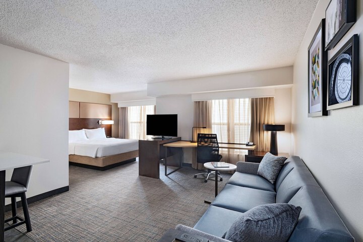 Room 26 of 30