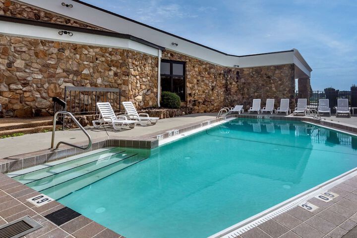 Pool 3 of 37
