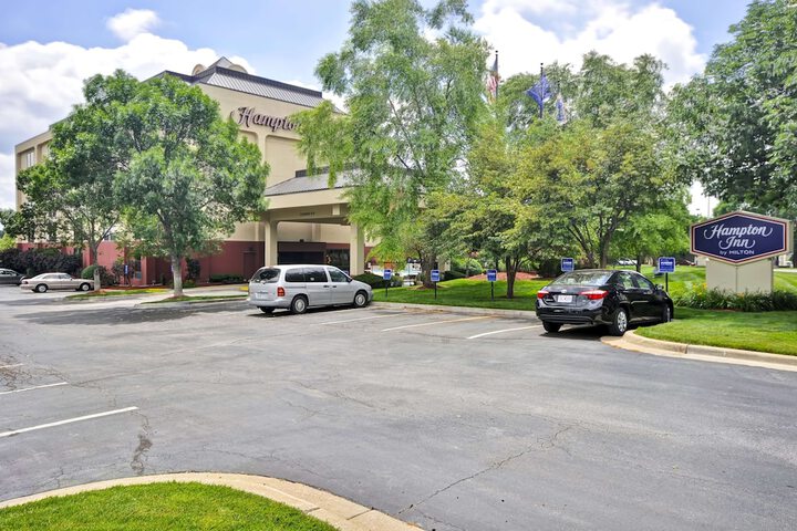 Hotel 2 of 56