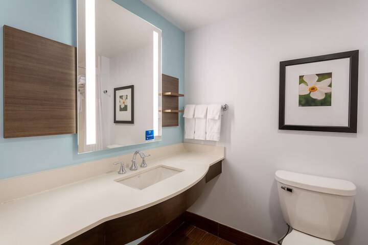 Room 35 of 50