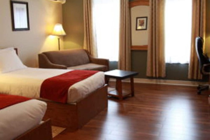 Room 60 of 183