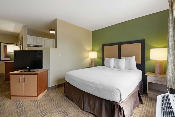 Room 20 of 34