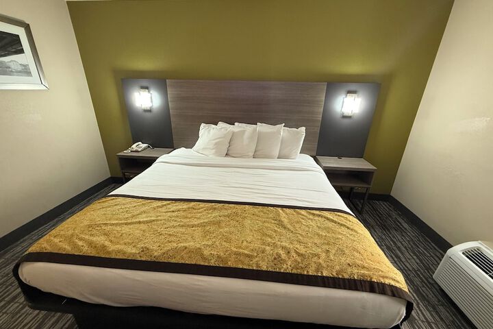 Best Western Adena Inn